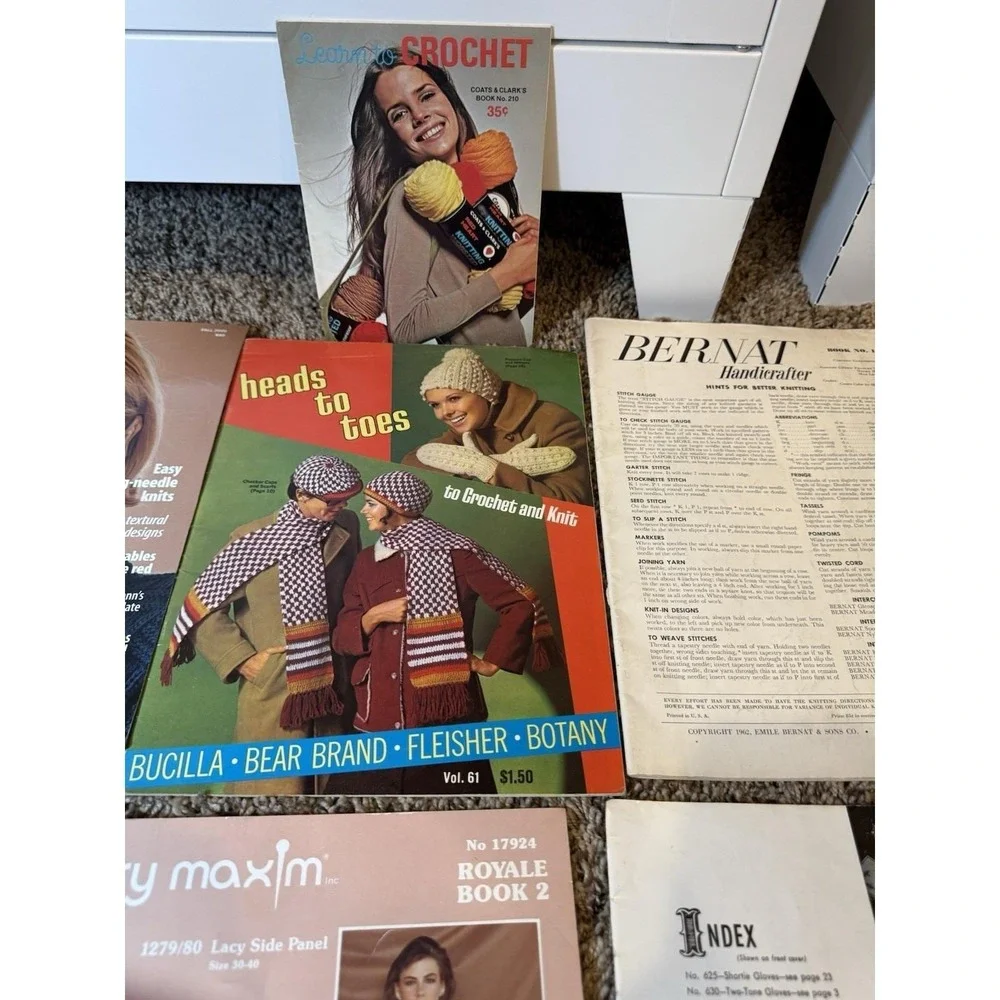 Lot of Vintage Crocheting Knitting‎ Books Patterns and Instructions